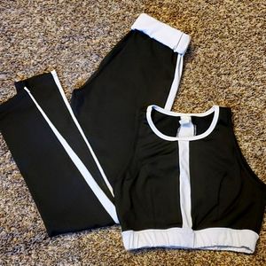 🌻 2/$20 Black & White leggings & Sports Bra